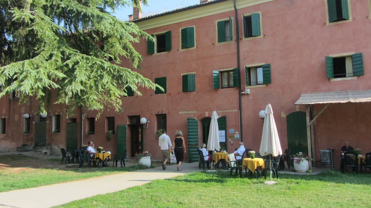 Hotel La Corte Correzzola Quarto foto