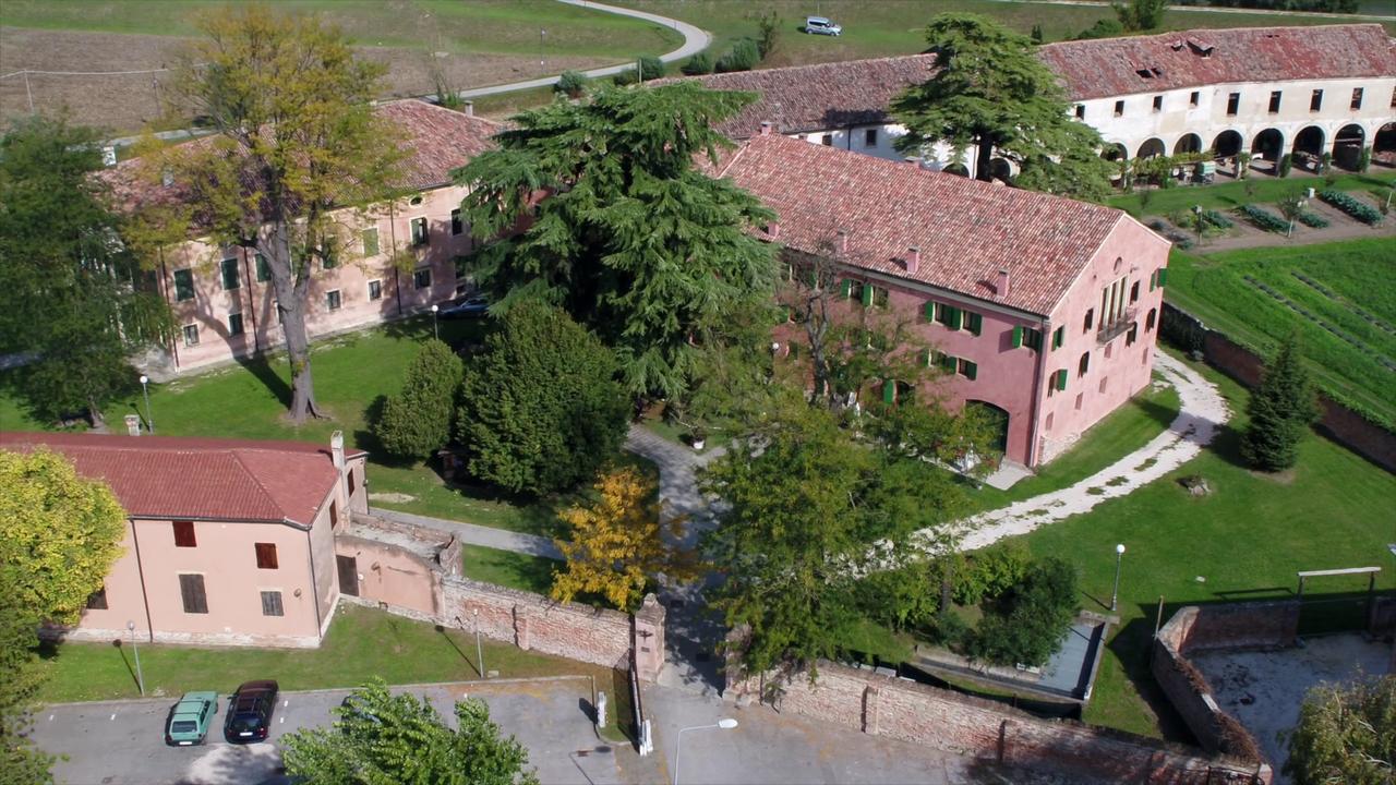 Hotel La Corte Correzzola Exterior foto